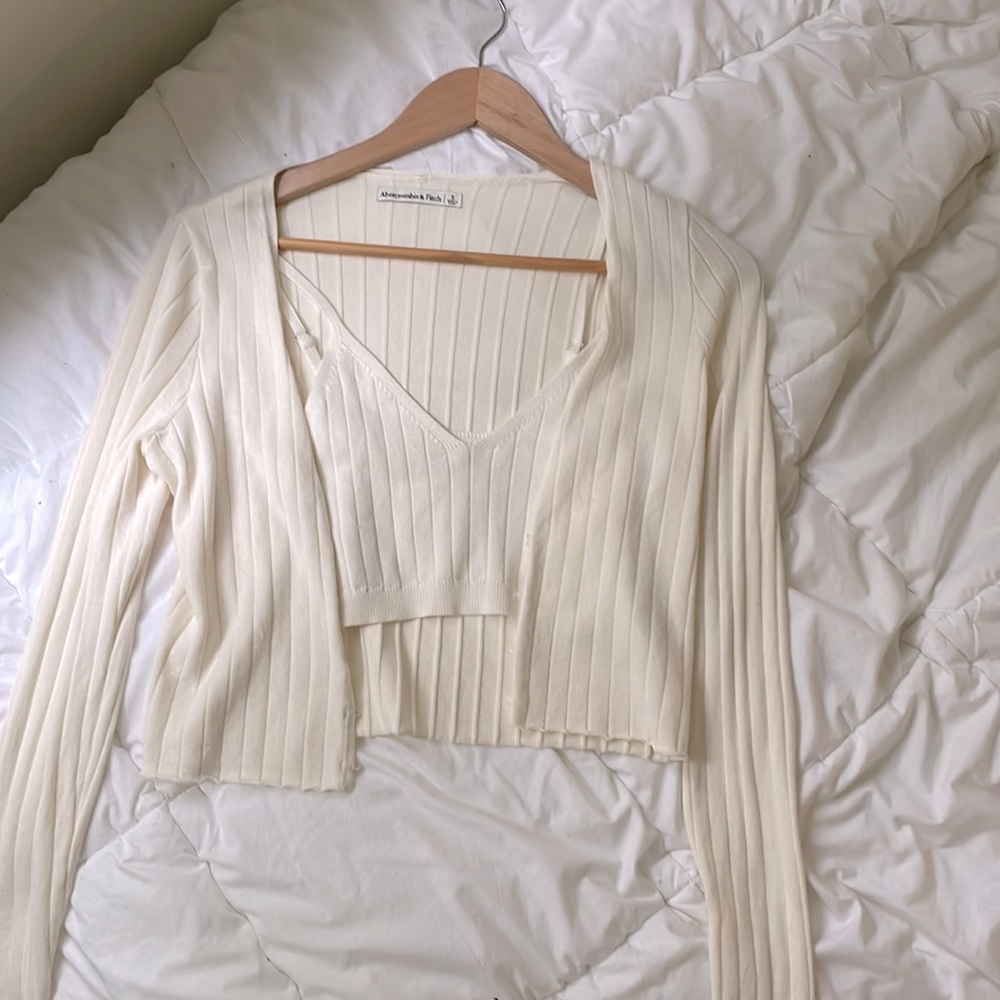 Abercrombie Ribbed Knit Bralette and Cardigan SET - WHITE - S